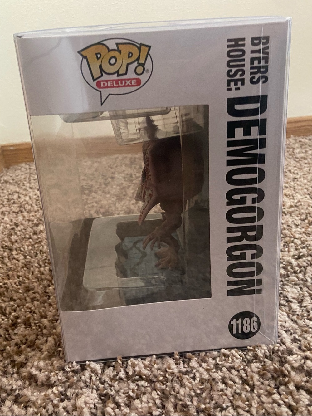 Funko Pop! Deluxe Stranger Things Demogorgon - Red, Brown, Black - Picture 6 of 6